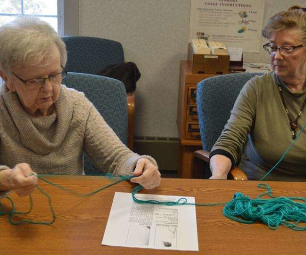 Prayer Shawl Ministry makes memory blankets for Alzheimer’s patients